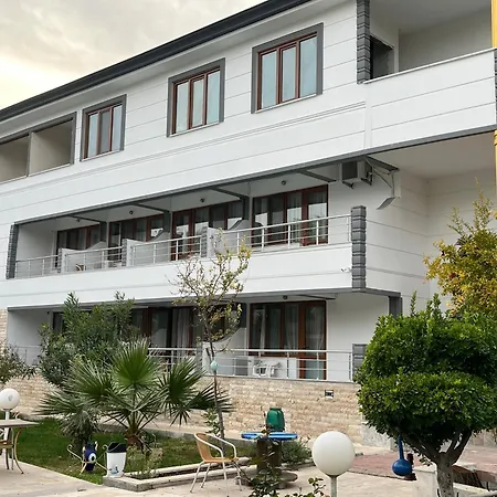 Yildizhan Памуккале